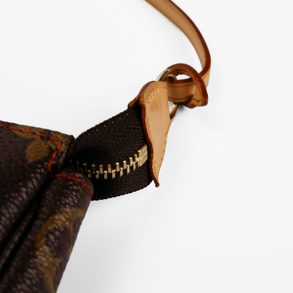 LOUIS VUITTON X MURAKAMI LIMITED EDITION VINTAGE CHERRY POCHETTE