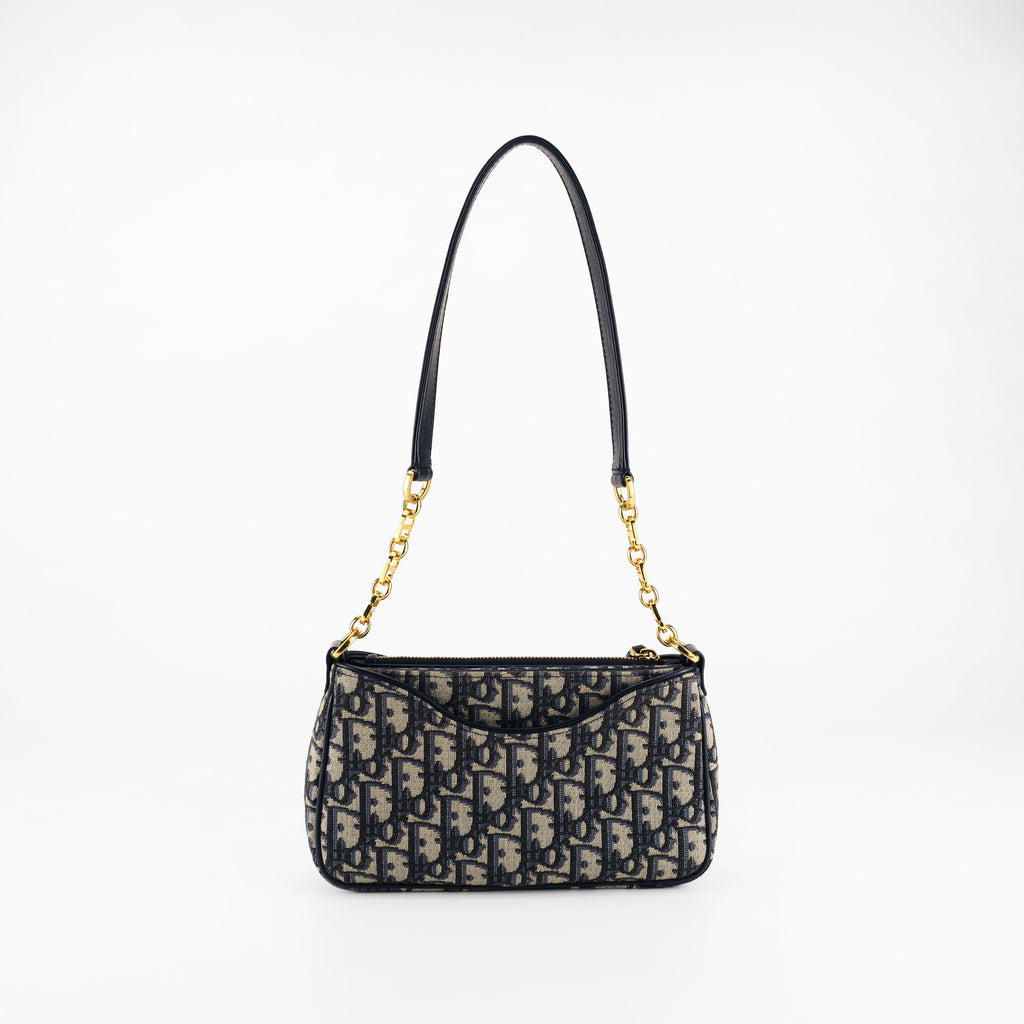 DIOR 30 MONTAIGNE HOBO AVENUE